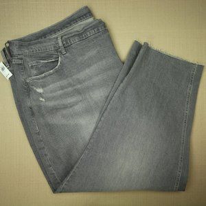 Old Navy Extra High Rise Sky-Hi Straight Jeans Women's Size 30 Button Fly NWT